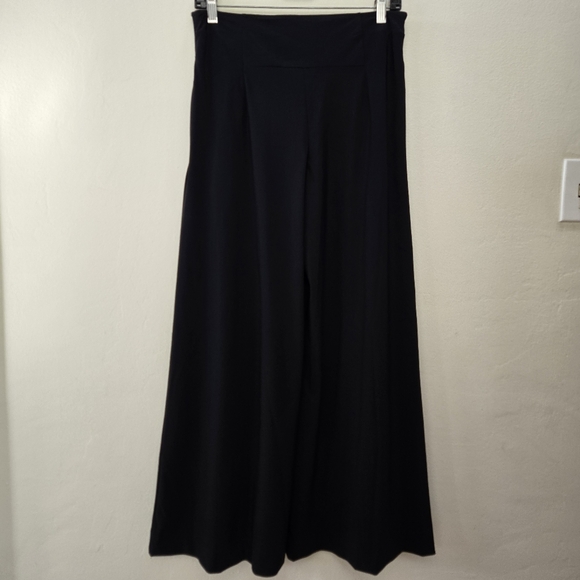 Carbon38 Wide Leg Pleated Trousers - Picture 4 of 6